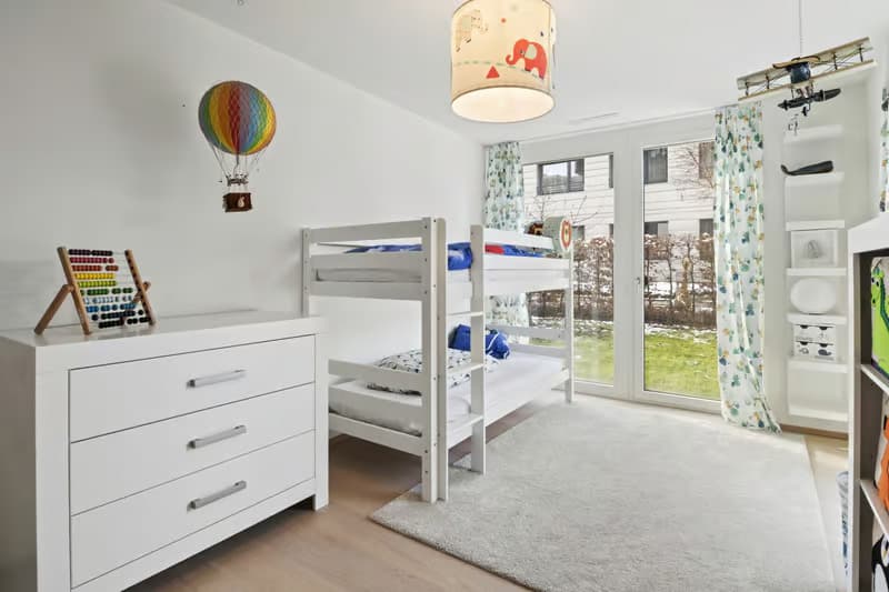 Geräumige 4.5-Zimmer-Wohnung mit Balkon in Affoltern am Albis (1)