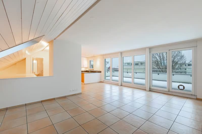 Moderne 4.5 Zimmer Attika-Maisonettewohnung (11)