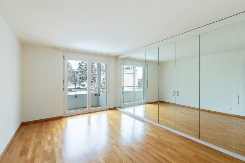 Moderne 4.5 Zimmer Attika-Maisonettewohnung (3)