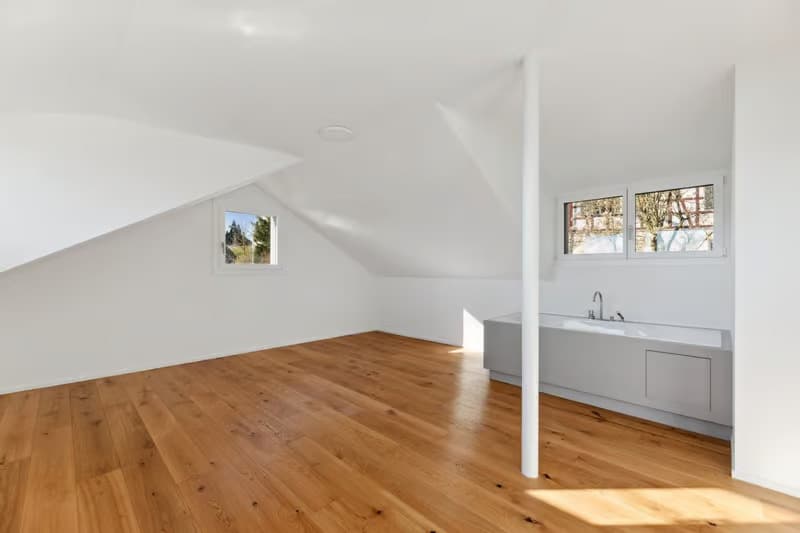 Sonnige 3.5-Zimmer-Wohnung mit Seesicht in Kilchberg (2)
