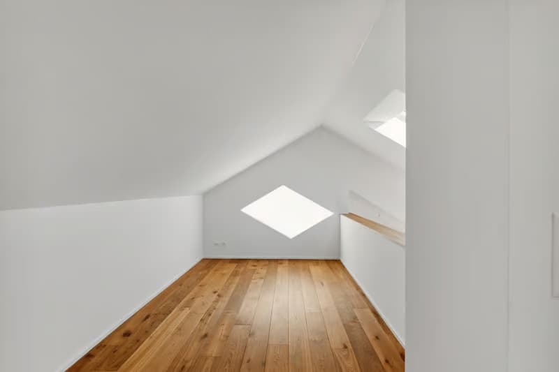 Sonnige 3.5-Zimmer-Wohnung mit Seesicht in Kilchberg (3)