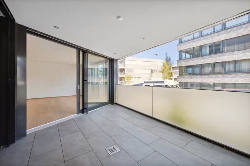 Geräumige 4.5-Zimmer-Wohnung mit Balkon und Garage in Binningen (8)