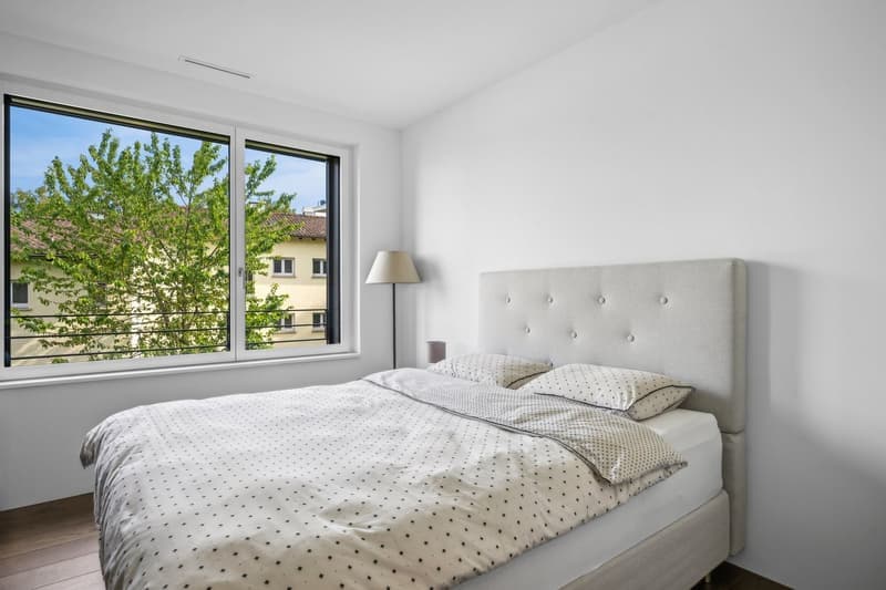 Helle 4.5-Zimmer-Wohnung mit Balkon und Seeblicknähe in Kilchberg (5)