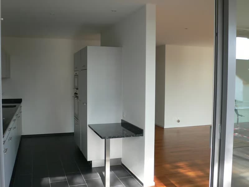 Helle 5-Zimmer-Wohnung mit Balkon in Dübendorf – ab sofort verfügbar (11)