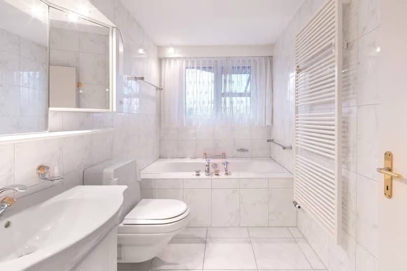 Helle 4.5-Zimmer-Wohnung mit Balkon und Garage in Luzern (6)