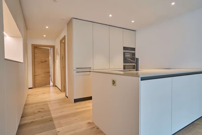 Helle 3.5-Zimmer-Wohnung mit Balkon und Garage in Davos (11)