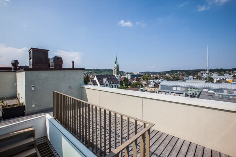 Helle 2.5-Zimmer-Wohnung mit Balkon und Stadtblick in Winterthur (6)