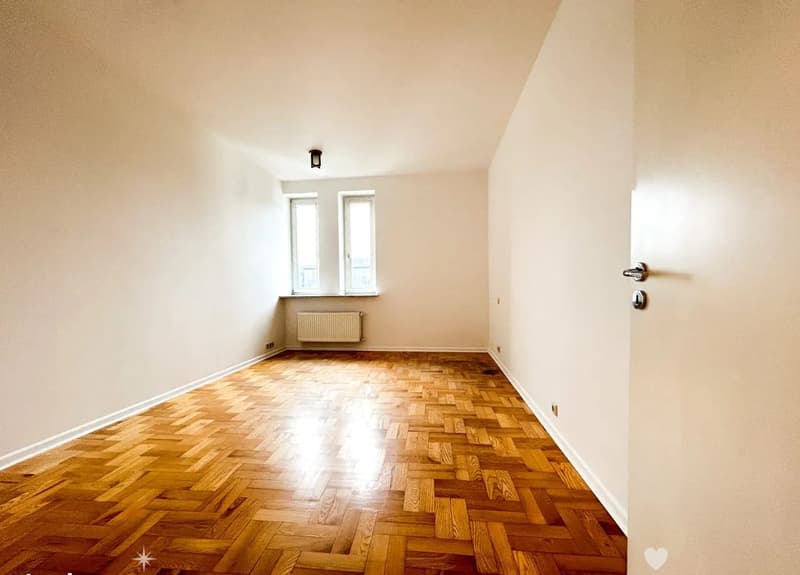 Geräumige 4.5-Zimmer-Wohnung mit Balkon in Interlaken – sofort verfügbar! (4)