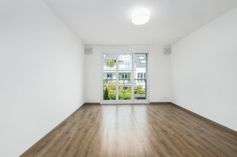 Helle 4.5-Zimmer-Wohnung mit Balkon in Thalwil – sofort verfügbar! (3)