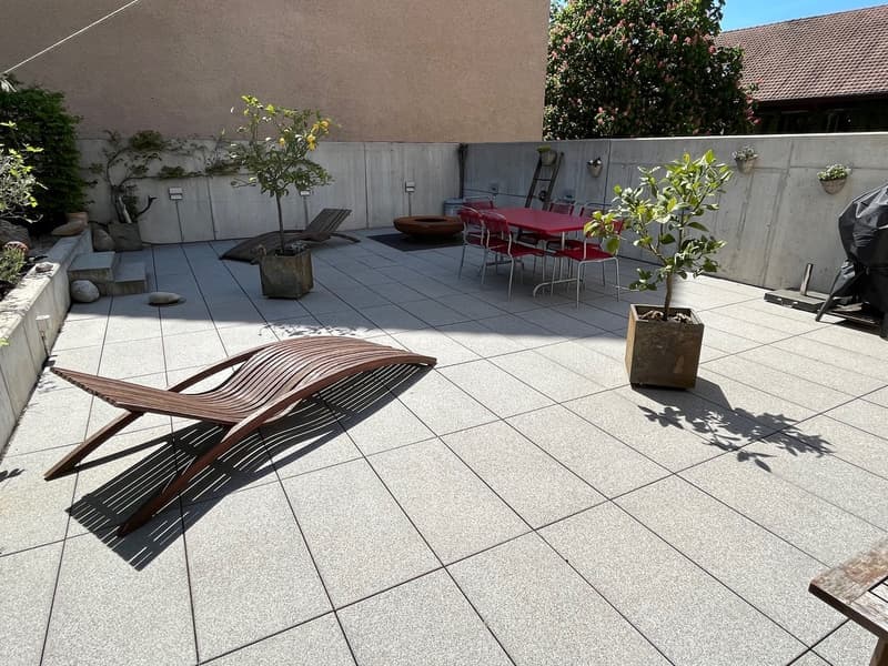 Grosszügige, helle 4.5-Zimmer Terrassenwohnung mit Garten und Einstellhallenplatz (5)