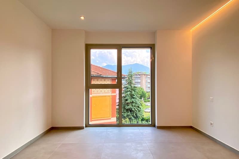 Appartamento di 2.5 locali con balcone a Massagno (3)