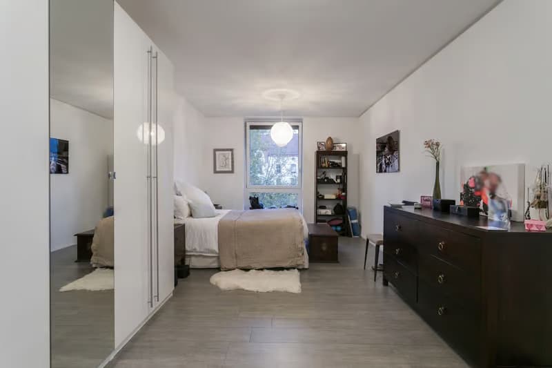 Helle 4.5-Zimmer-Wohnung mit Balkon und Garage in Zug (4)
