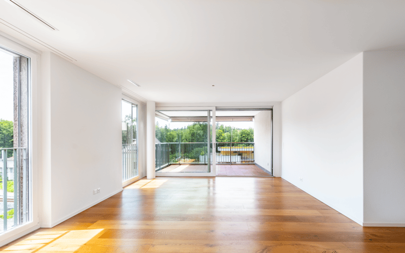 Grosse und moderne 3.5-Zimmer-Wohnung an zentraler Lage (8)