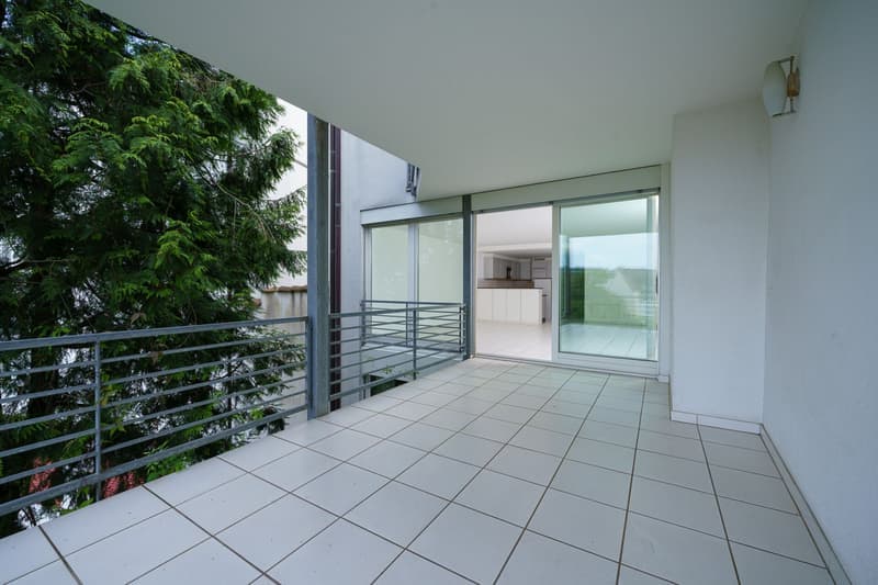 Helle 3.5-Zimmer-Wohnung mit Balkon und Garage an der Elisabethenstrasse in Basel (13)