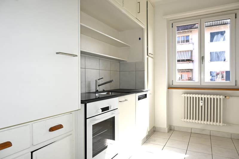 Charmante 2.5-Zimmerwohnung im Hochparterre mit Balkon in Bern (1)