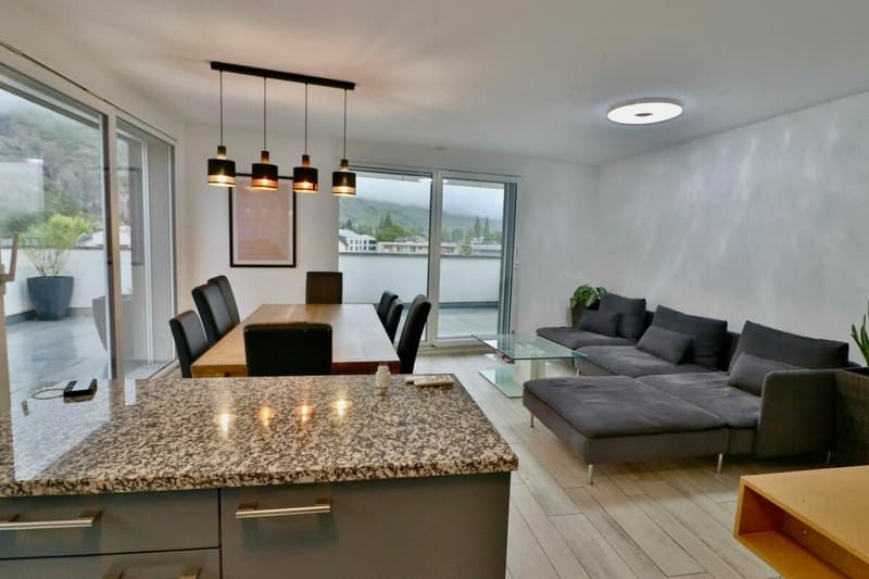 Superbe attique de 4.5 pces au centre du village (4)