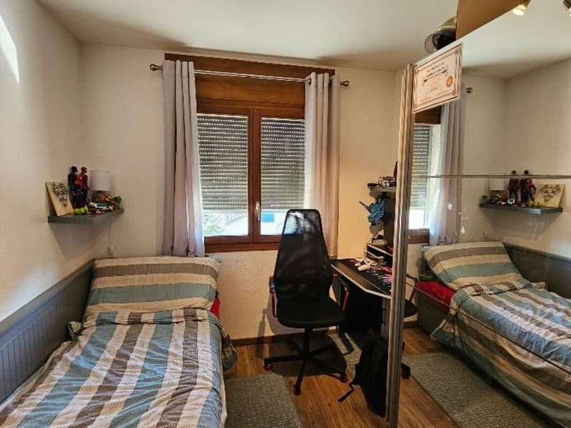 Saxon, appartement rénové de 4.5 pces dans petite PPE. (8)