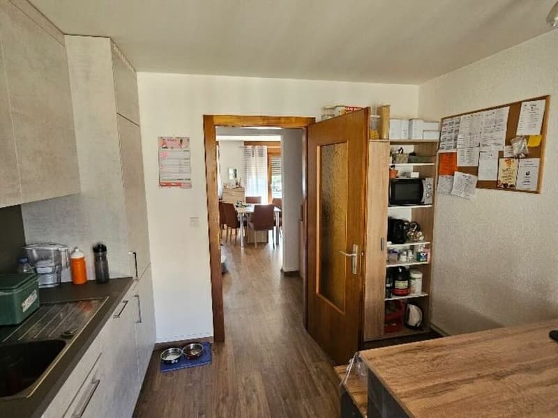 Saxon, appartement rénové de 4.5 pces dans petite PPE. (3)