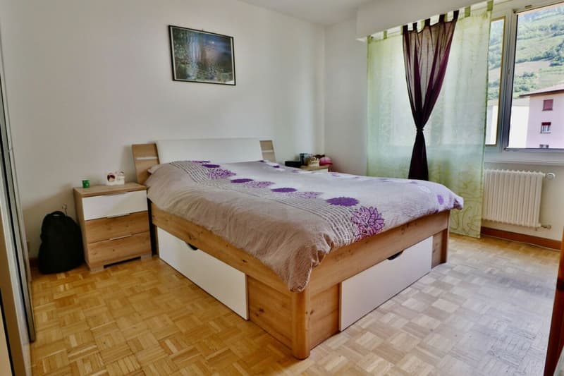 Appartement 2.5 pces rénové avec rendement immédiat (5)