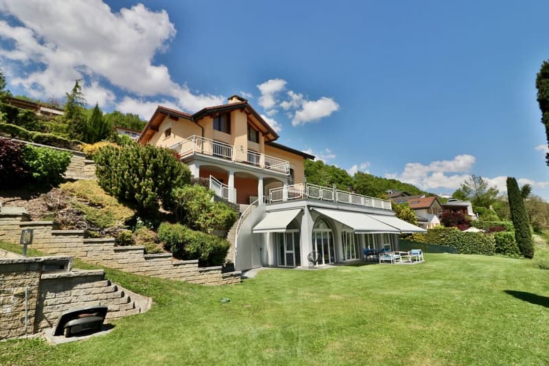 Villa avec piscine à Savièse - Vue panoramique (11)
