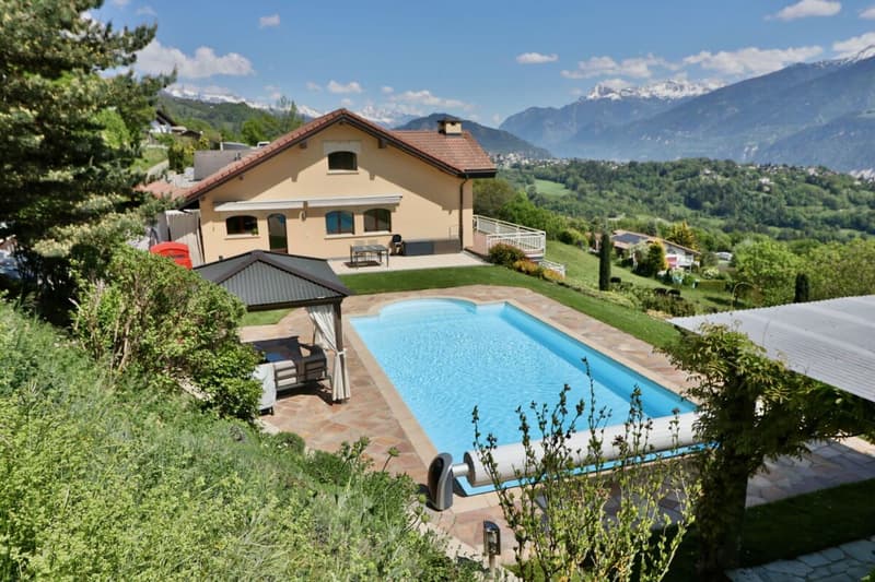 Magnifique propriété en PPE de 3 logements (6.5 pces + 3.5 pces + 2.5 pces) sur les hauts de Savièse. (6)
