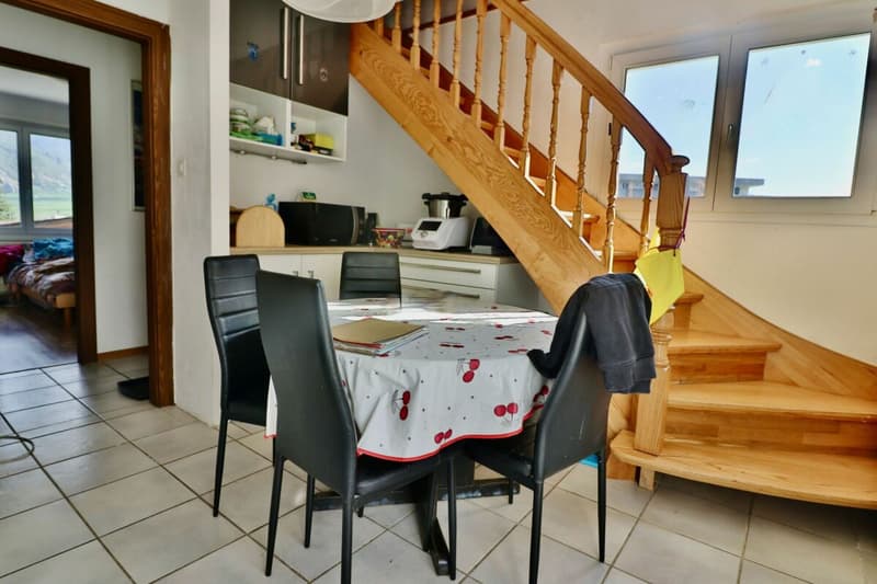 Maison 6.5 pces avec veranda, terrasse et sous-sol (5)