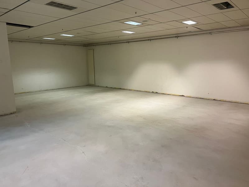 Spazi di stoccaggio polivalenti in posizione centrale a Bülach (2)