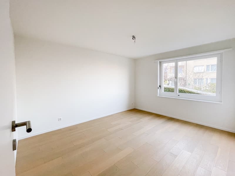 Charmante 4-Zimmer-Wohnung mit Balkon an ruhiger Lage in Horgen (5)