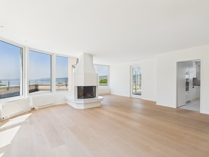 Wohnen mit Panorama-Seesicht: Grosszügige 5.5-Zimmer-Wohnung mit XXL-Terrasse (3)