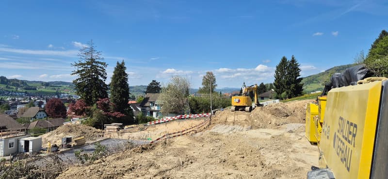 Neubau 5.5-ZI-EFH mit Attika-Geschoss / Reinach AG - Sonnenlage und Weitblick (5)