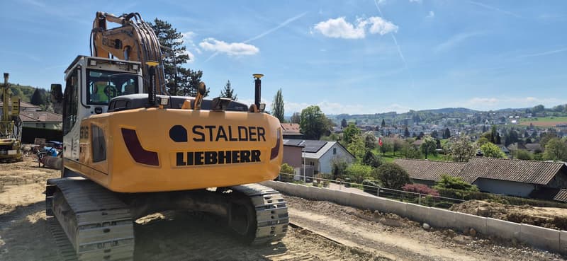 Neubau 5.5-ZI-EFH mit Attika-Geschoss / Reinach AG - Sonnenlage und Weitblick (13)