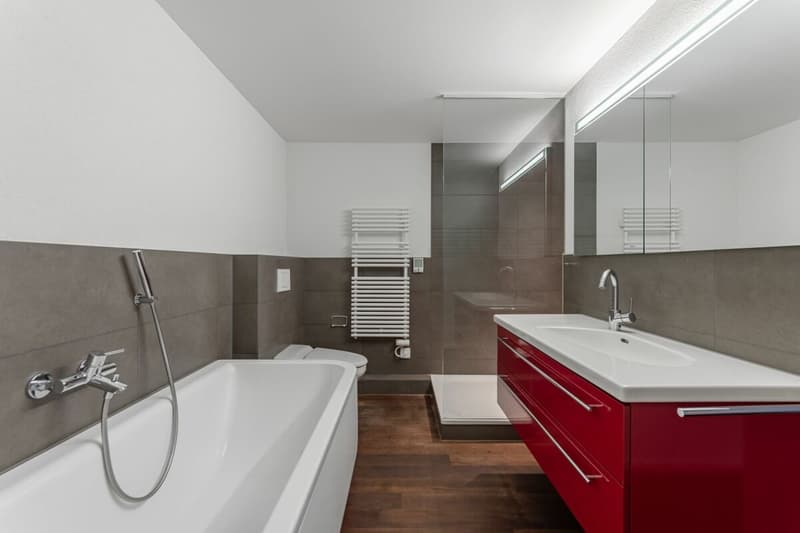 Large 7 1/2-room maisonette apartment in Cham (18)