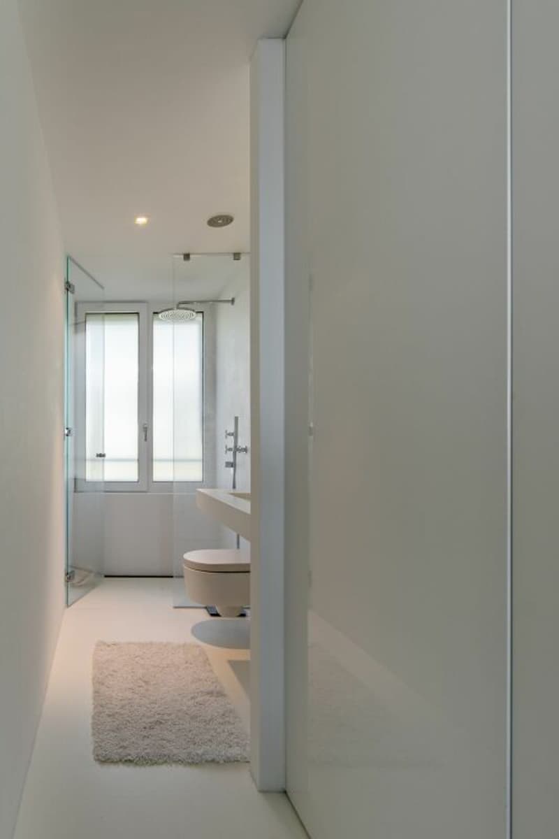 Exklusive 3.5 Zimmer-Luxuswohnung mit traumhafter Seesicht (16)