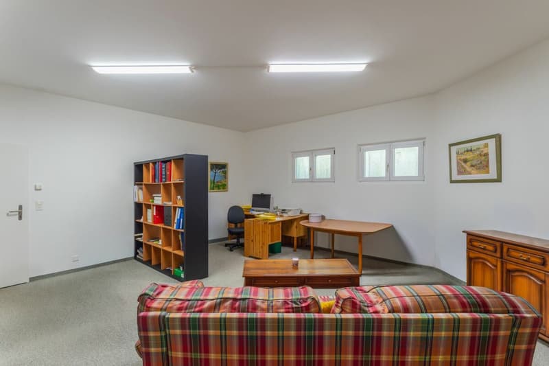 6 1/2-Zimmer Einfamilienhaus in Kilchberg an ruhiger und gut besonnter Hanglage (17)