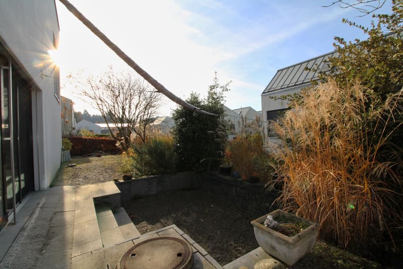 RESERVIERT - Exklusives 6.5-Zimmer-Reiheneckhaus in Obfelden (5)