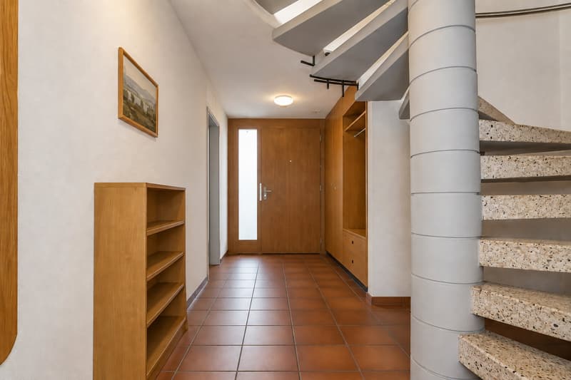 Ein Zuhause mit Charakter, Garten und Raum für Ihre Ideen – in Wilen bei Wollerau (4)