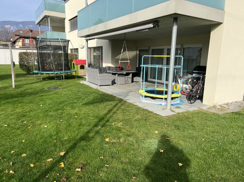 Schöne Helle 4 1/2 Zimmer Eigentumswohnung (2)