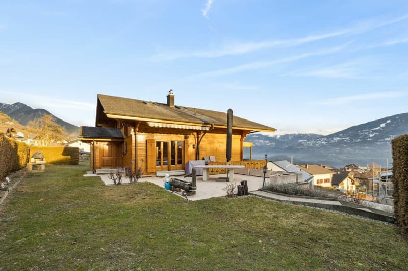Charmant chalet familial avec potentiel professionel à Erde (8)