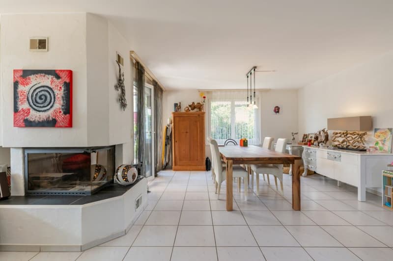 Grosszügiges und gepflegtes Familien-Haus zum Auffrischen (5)