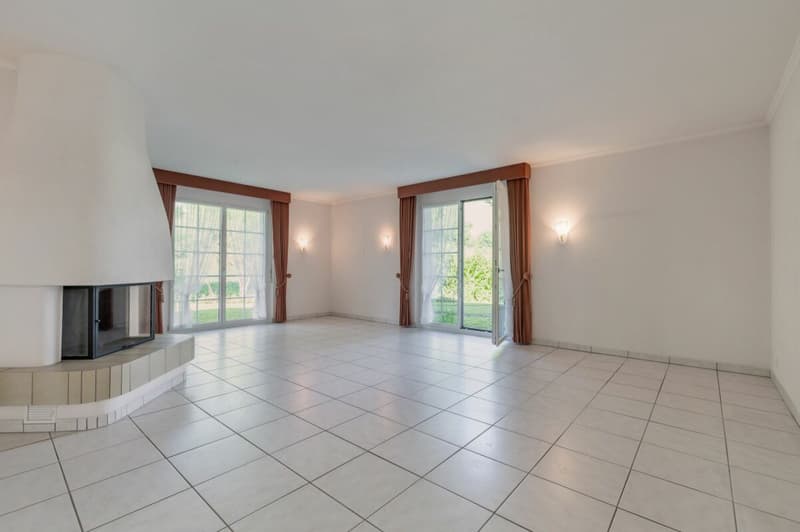 Repräsentatives Anwesen mit Potenzial und 900 m² Bauland-Reserve (6)