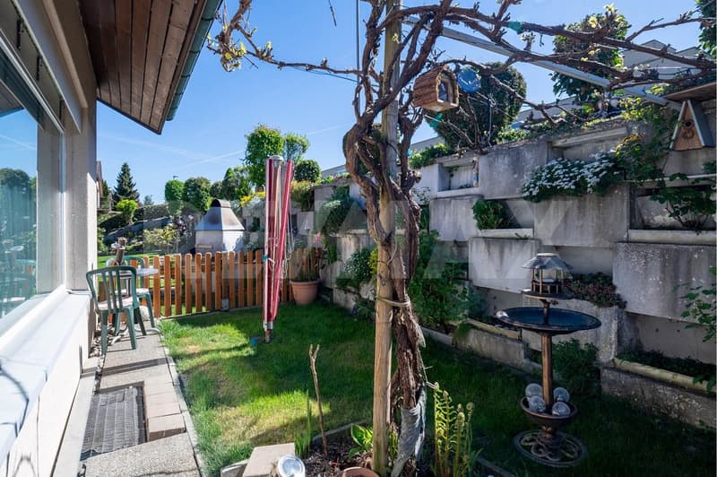 Eck-Haus in Anglikon: 5.5 Zimmer mit Garten (12)