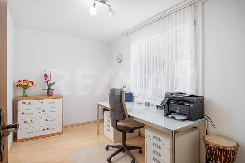 Eck-Haus in Anglikon: 5.5 Zimmer mit Garten (5)