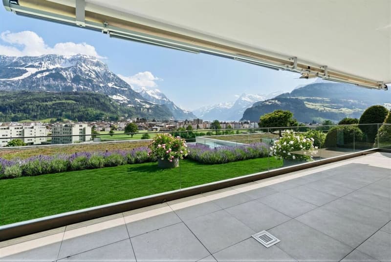 Exklusive 4.5-Zi-Terrassenwohnung mit schöner Aussicht (29)