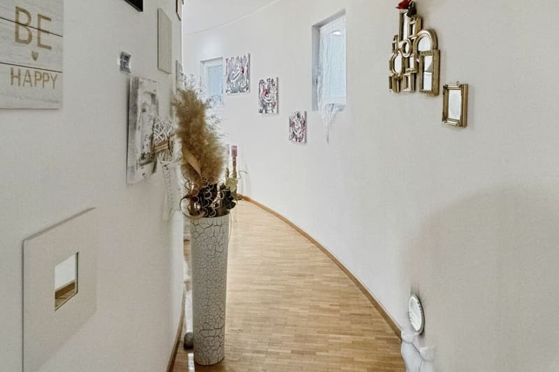 Exklusive, moderne Villa mit traumhafter Aussicht und hochwertiger Ausstattung (13)