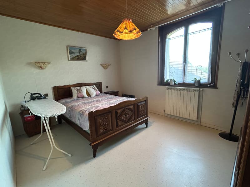 7.5-Zimmer-Landhaus mit 1 ha Grundstück in Monthureux-sur-Saône (FR) nähe Basel und Boncourt (12)