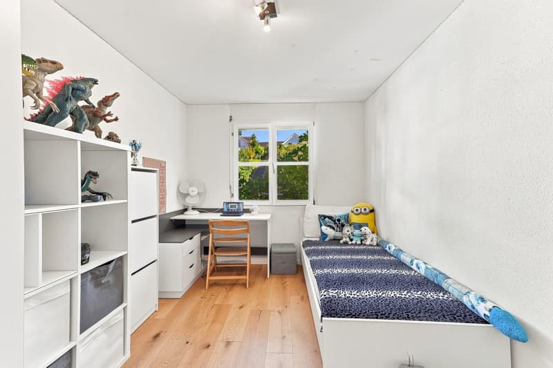 4.5-Zimmer-Etagenwohnung mit Cheminée inkl. Carport in Jonen (11)