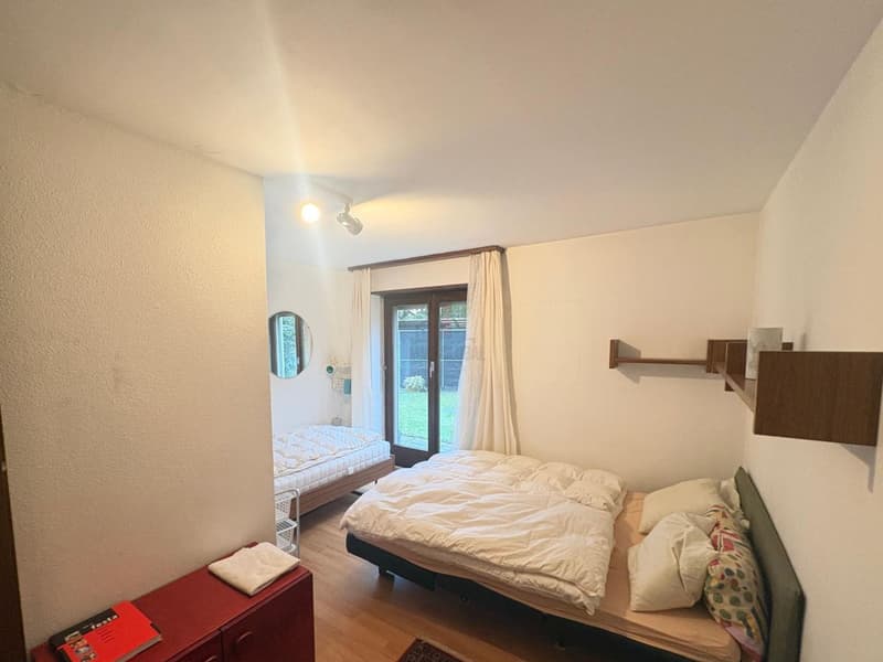 IMMERSA NEL VERDE, POSSIBILE COME RESIDENZA SECONDARIA (4)