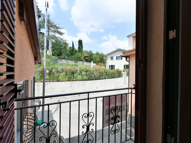 ACCOGLIENTE E SOLEGGIATO TRILOCALE  A SAN PIETRO DI STABIO (3)