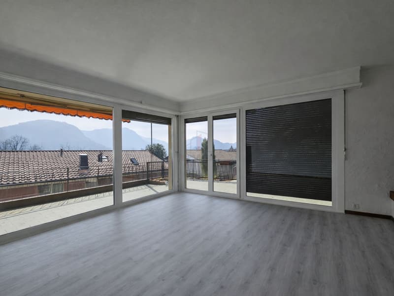 RINNOVATO, AMPIA TERRAZZA E VISTA SPLENDIDA (4)