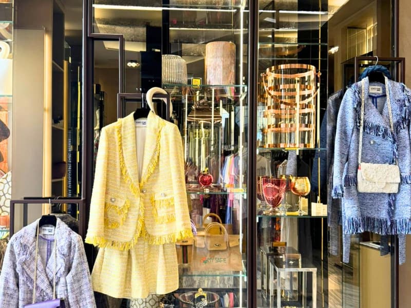 ATTIVITÃ COMMERCIALE IN PIENO CENTRO, SUCCESSO ASSICURATO (1)